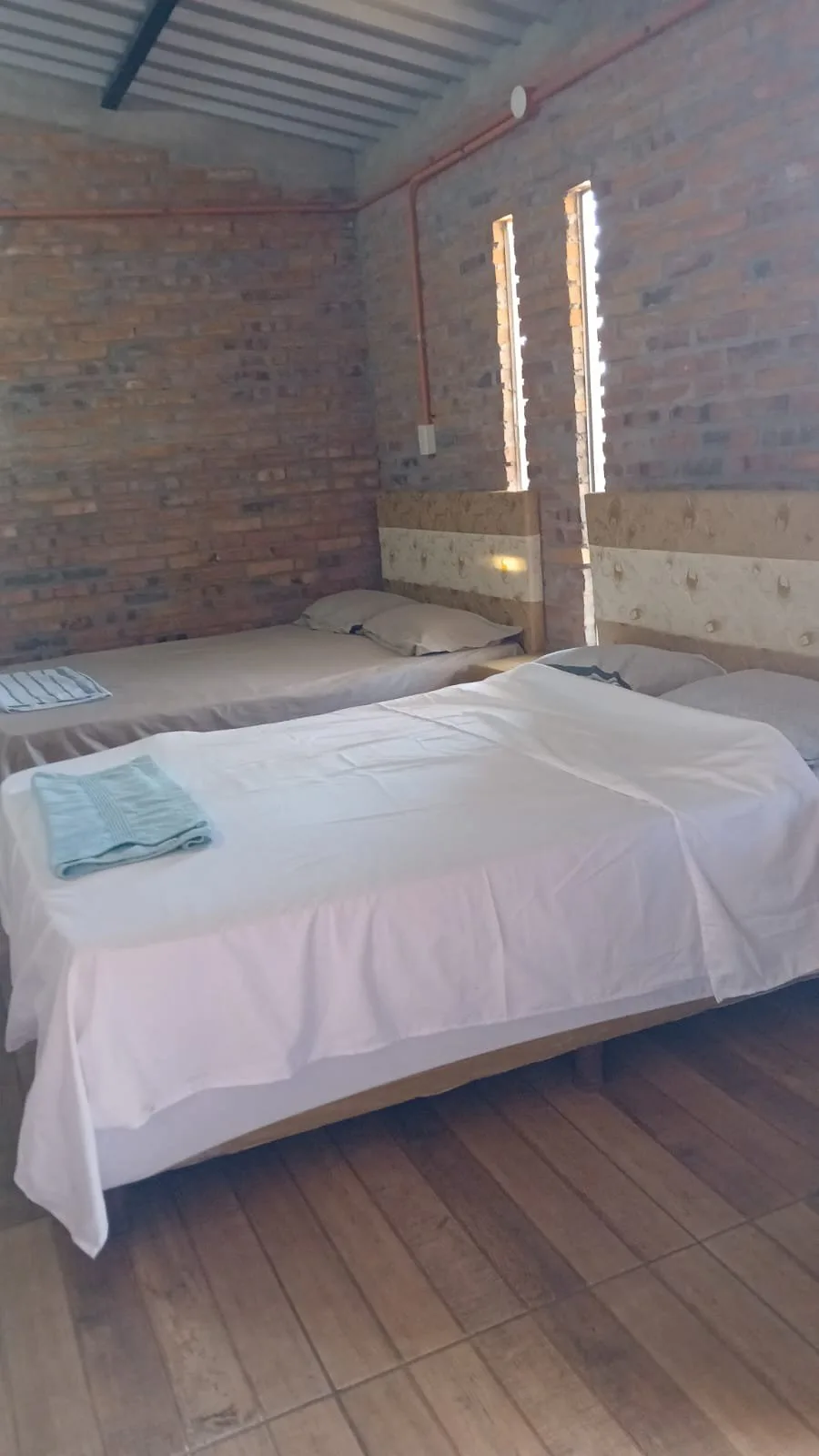 Habitación con 2 camas matrimoniales - Majona Casa de Campo
